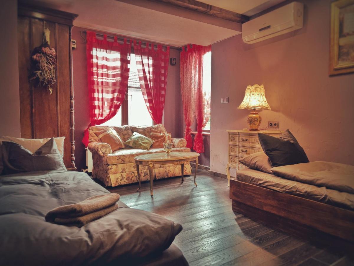 Тhe Bohemian Lodge-Entire House With Sauna Veliko Tărnovo Exterior foto