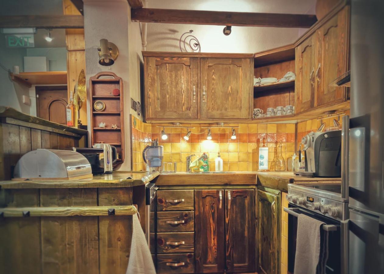 Тhe Bohemian Lodge-Entire House With Sauna Veliko Tărnovo Exterior foto