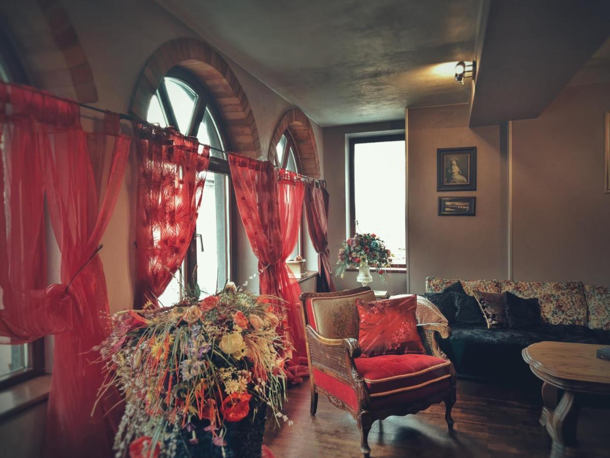 Тhe Bohemian Lodge-Entire House With Sauna Veliko Tărnovo Exterior foto